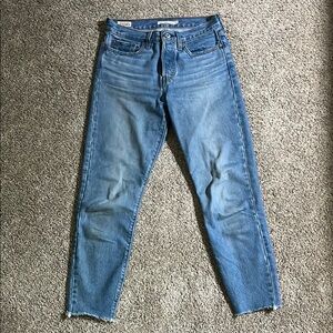 Women’s Levi Premium Wedgie Icon Fit Jeans